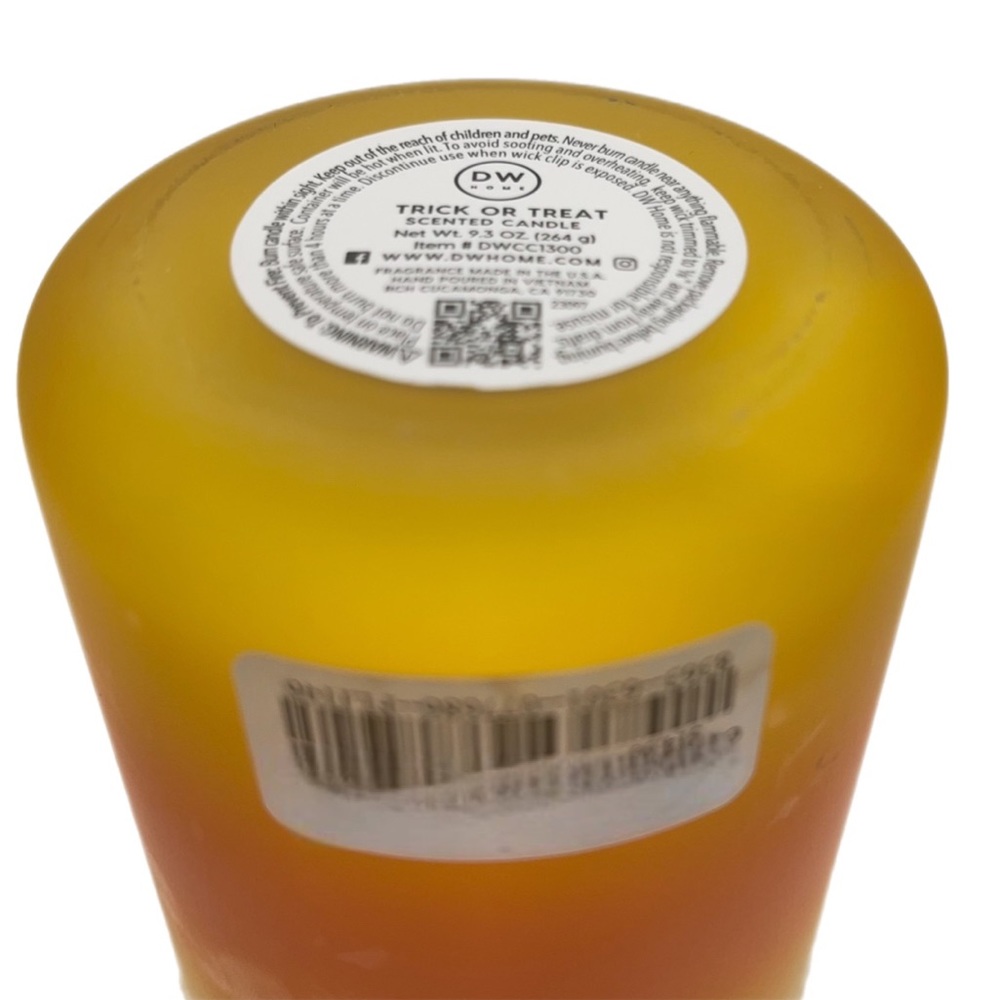 NWT! 🎃 DW HOME  9.3 Oz. Trick Or Treat Candle Halloween Fall Autumn Holiday - Picture 6 of 6